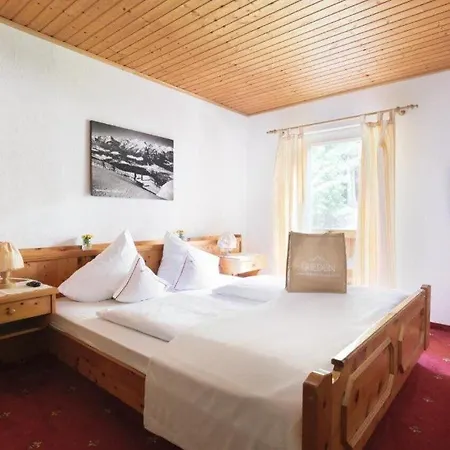 Frieden Alpine Panorama