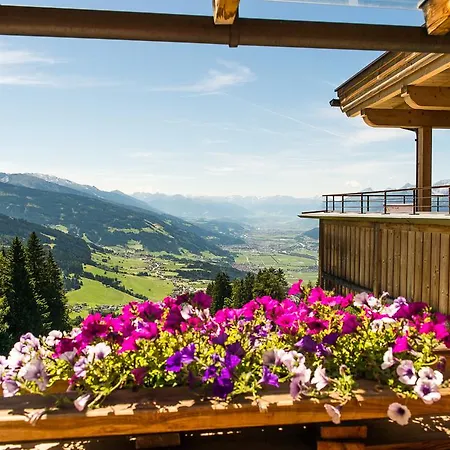 Frieden Alpine Panorama מלון 3*