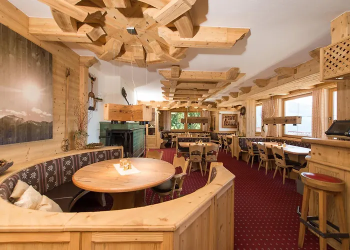 Hotel Frieden Alpine Panorama Hochpillberg