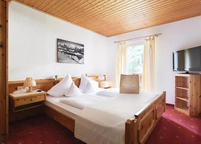 Frieden Alpine Panorama